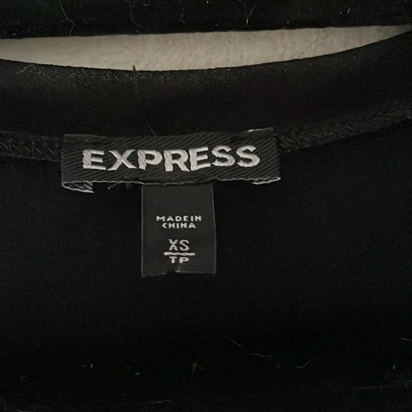 Express Woman’s Tank Top with Sequined Hearts Size Extra Small - Picture 4 of 5